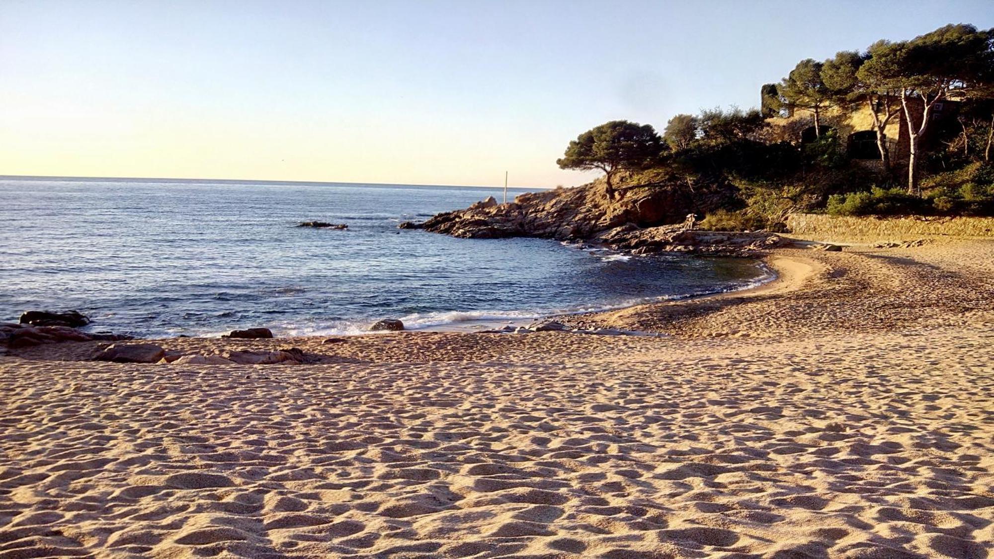 ⭑ Sea Views + Private Beach. What Else? ⭑ Tossa de Mar Ngoại thất bức ảnh